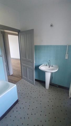 Maison à CHAMPS-SUR-TARENTAINE-MARCHAL, 15270 - 4 pièces 95m²