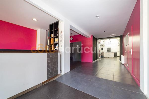 Vente
                Local commercial200 m² - CLERMONT FERRAND (63100)