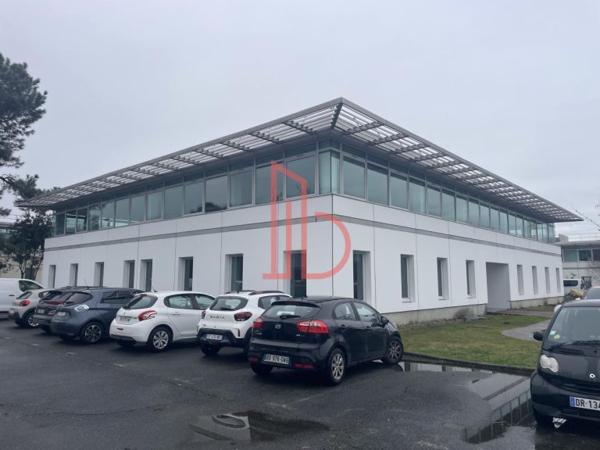 Bureau de 602 m² à louer à Bordeaux Sud-Ouest