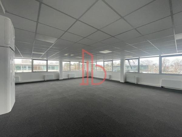 Bureau de 602 m² à louer à Bordeaux Sud-Ouest