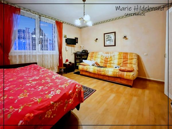 Maison de 83m² - 2 chambres - garage et jardin