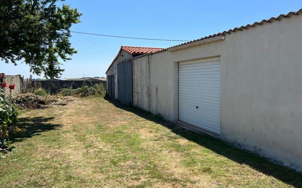 Maison à vendre    7 pièces • 226 m2 Semussac