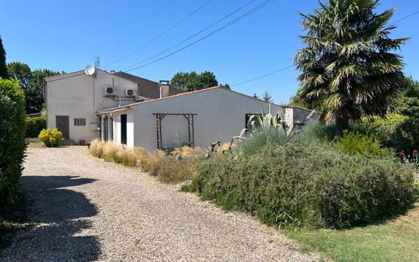 Maison à vendre    7 pièces • 226 m2 Semussac