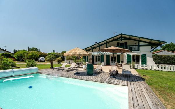 Maison à vendre    7 pièces •  Labouheyre