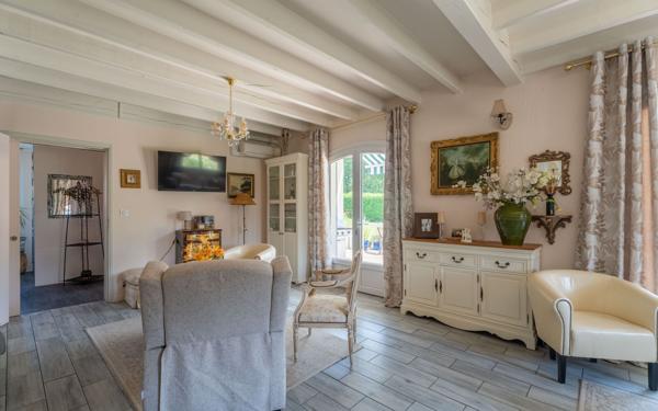 Maison à vendre    7 pièces •  Labouheyre