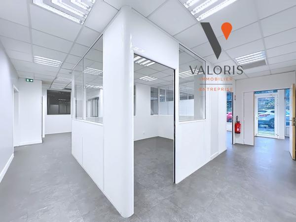 GRENOBLE-LOCATION-BUREAUX-PIED D'IMMEUBLE