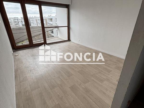 Location Appartement 3 pièces 57 m² - Pessac 33600