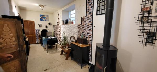 Jolie maison proche centre bourg terrain clos