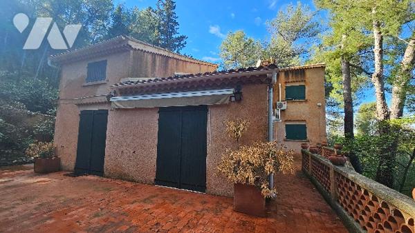 Aubagne, secteur recherché, Villa 160m² à rénover sur 2.900m²  – Beau potentiel au cœur de la nature