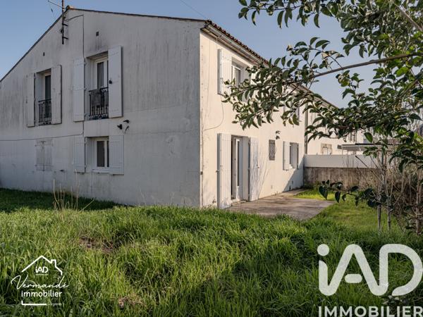 Immeuble à vendre 122 m² Surgères