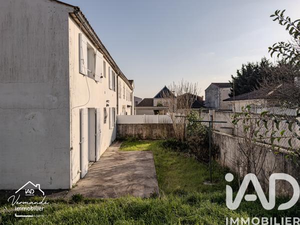 Immeuble à vendre 122 m² Surgères