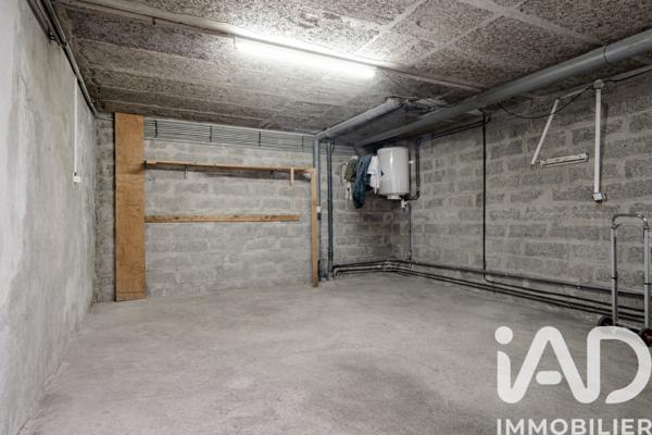Immeuble à vendre 122 m² Surgères
