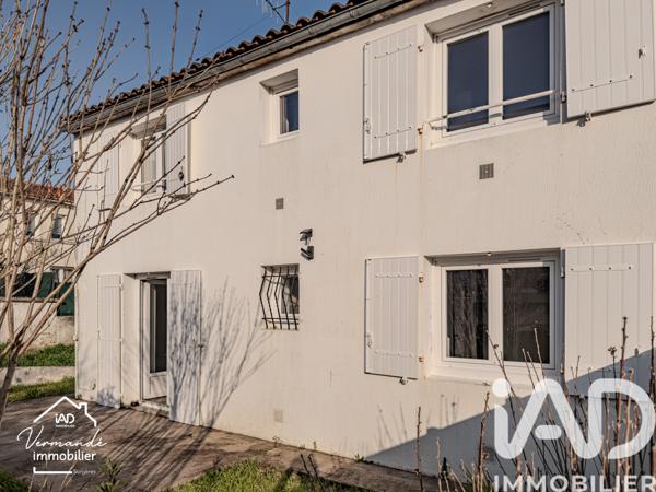Immeuble à vendre 122 m² Surgères