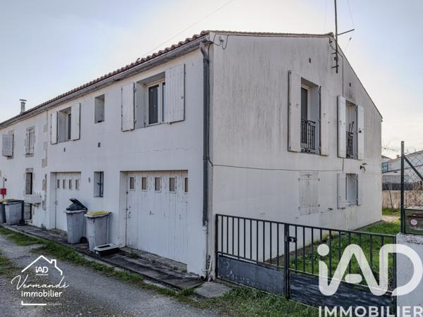 Immeuble à vendre 122 m² Surgères