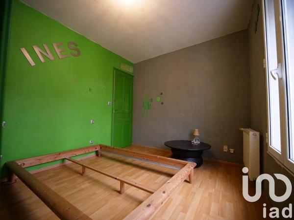 Maison 5 pièces de 114 m² à Pézilla-la-Rivière (66370)