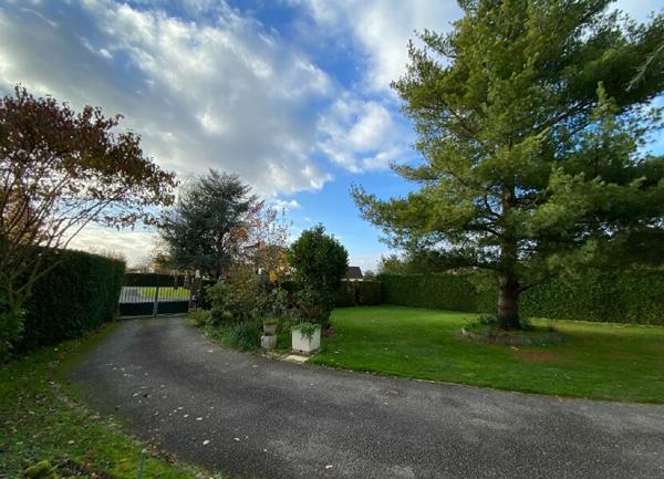 Maison à vendre    6 pièces •  Margon