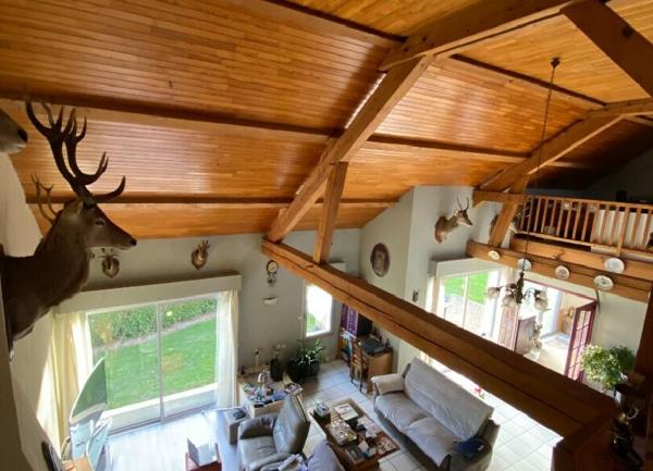 Maison à vendre    6 pièces •  Margon