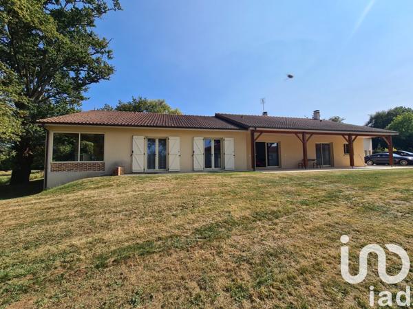 Maison 5 pièces de 228 m² à Magnac-Laval (87190)