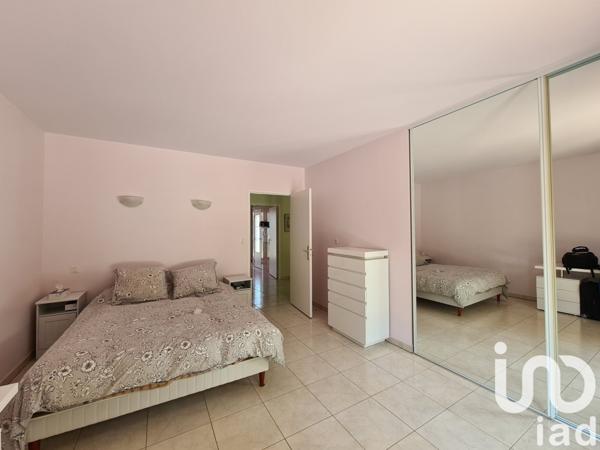 Maison 5 pièces de 228 m² à Magnac-Laval (87190)