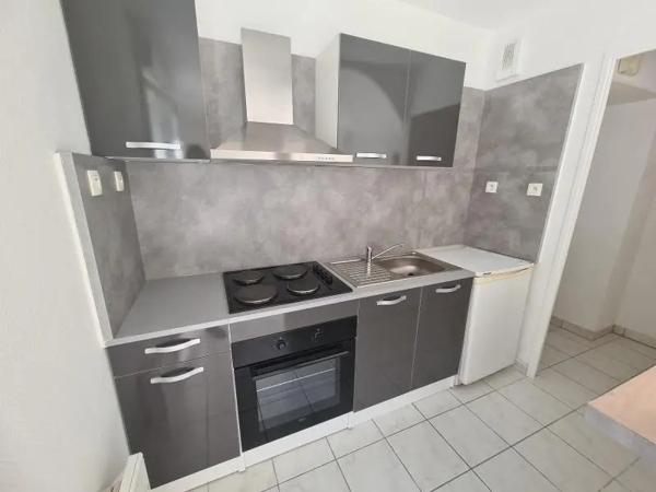 Appartement à louer 2 pièces 55.05m² Blois (41000)