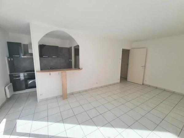 Appartement à louer 2 pièces 55.05m² Blois (41000)