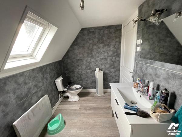 YVETOT 5mn EXCELLENTE VISIBILITE immeuble commerce/habitation, parking, terrasse,