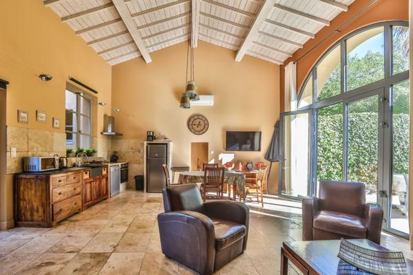 Vente Propriété de luxe Loriol-du-Comtat 21 Pièces 1300 m²