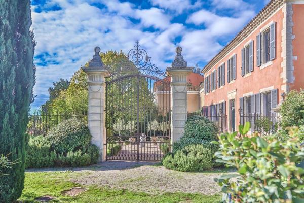 Vente Propriété de luxe Loriol-du-Comtat 21 Pièces 1300 m²