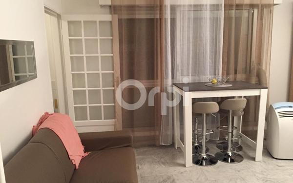 Appartement à vendre    1 pièce • 30,12 m2 Juan-les-Pins - Antibes
