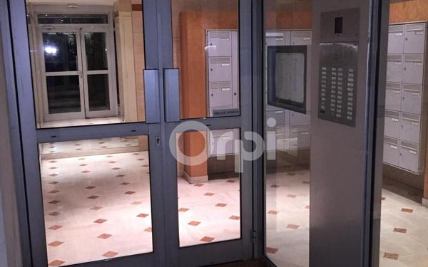 Appartement à vendre    1 pièce • 30,12 m2 Juan-les-Pins - Antibes