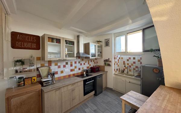 Maison à vendre    4 pièces •  Carpentras