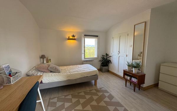 Maison à vendre    4 pièces •  Carpentras