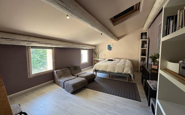 Maison à vendre    4 pièces •  Carpentras