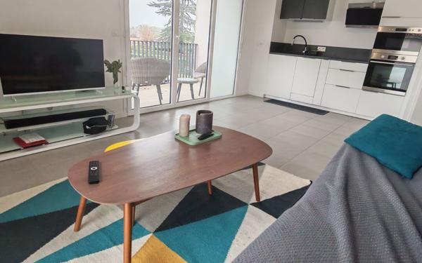 Appartement à vendre    3 pièces • 59,80 m2 Saint-Pierre-du-Mont