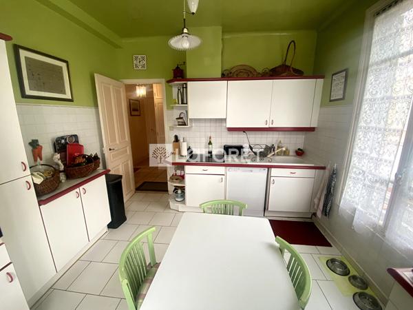 Achat maison près de HARDRICOURT - 7 pièce(s) - 170 m² - 369 000 €