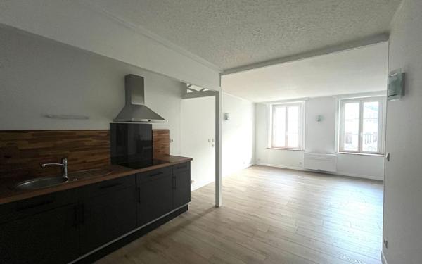 Appartement à louer    2 pièces •  Tournon-sur-Rhône