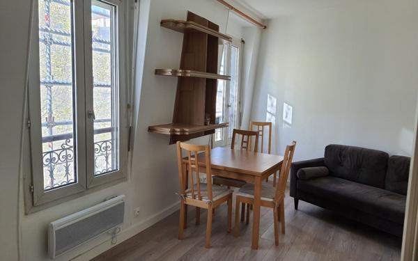 Appartement à vendre    2 pièces • 28 m2 Paris 18