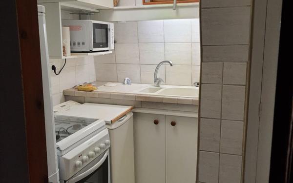 Appartement à vendre    2 pièces • 28 m2 Paris 18