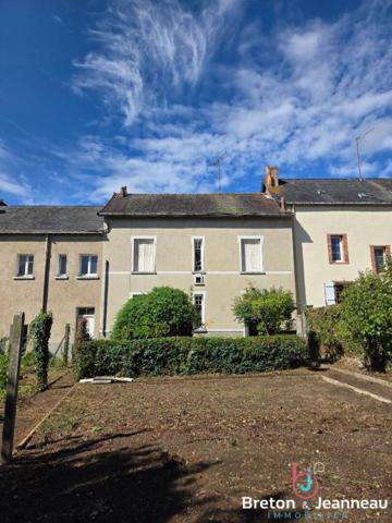 Maison à Montsûrs