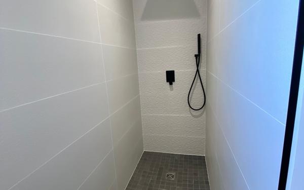 Maison à vendre    4 pièces •  Entraigues-sur-la-Sorgue