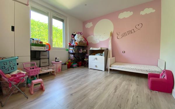 Maison à vendre    4 pièces •  Entraigues-sur-la-Sorgue