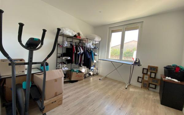 Maison à vendre    4 pièces •  Entraigues-sur-la-Sorgue