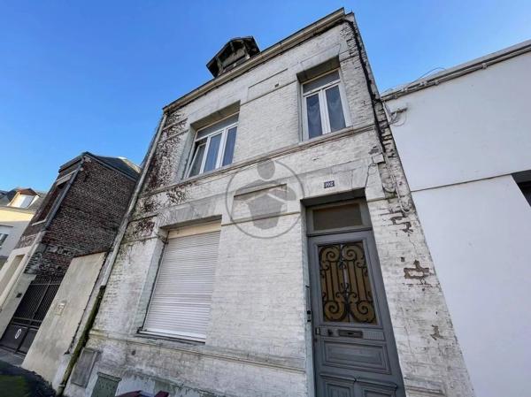 Vente Immeuble 6 pièces 134 m2 à Saint-Quentin