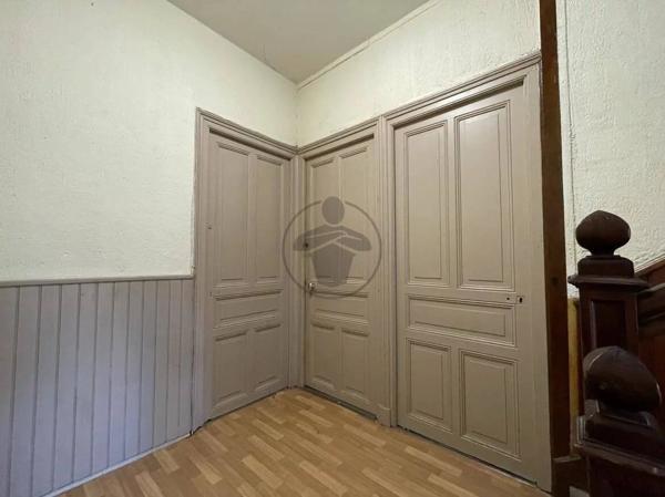 Vente Immeuble 6 pièces 134 m2 à Saint-Quentin