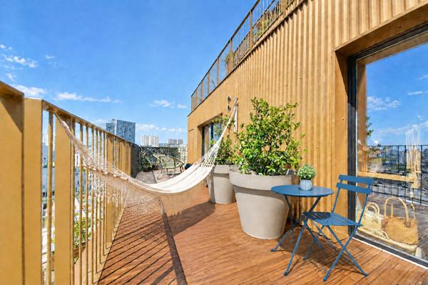 BNF - 5 pièces avec loggia et terrasse