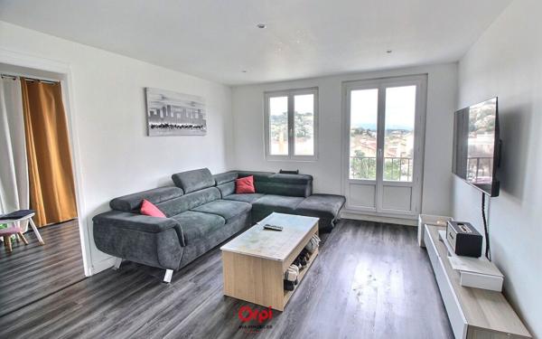 Appartement à vendre    3 pièces •  Marseille 11