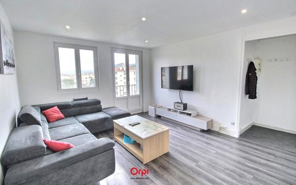 Appartement à vendre    3 pièces •  Marseille 11