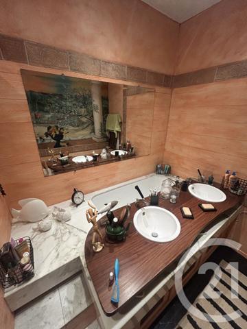 Maison à vendre  10 pièces - 210 m2 ST MACAIRE - 33