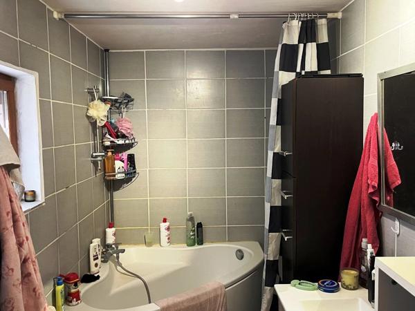Vente                                                      Immeuble
                        
                                         187 m2                     à Maubeuge