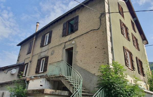 Vente Immeuble Luzenac   